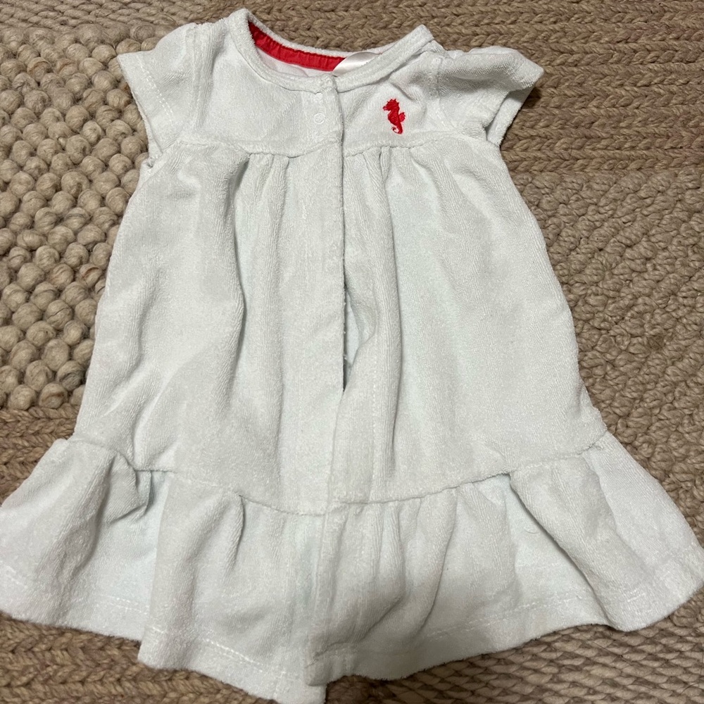 Carter’s Terry Cloth, Size 9 Month, White with Seahorse, Hooded Swim Coverup